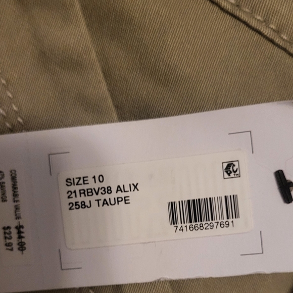 Union bay khaki cargo short women 10 - Picture 2 of 3